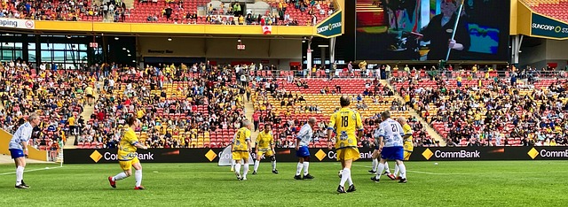 哈尔滨公益冰场掀起冰雪运动热潮 全民热“雪”沸腾洋溢热烈气氛.