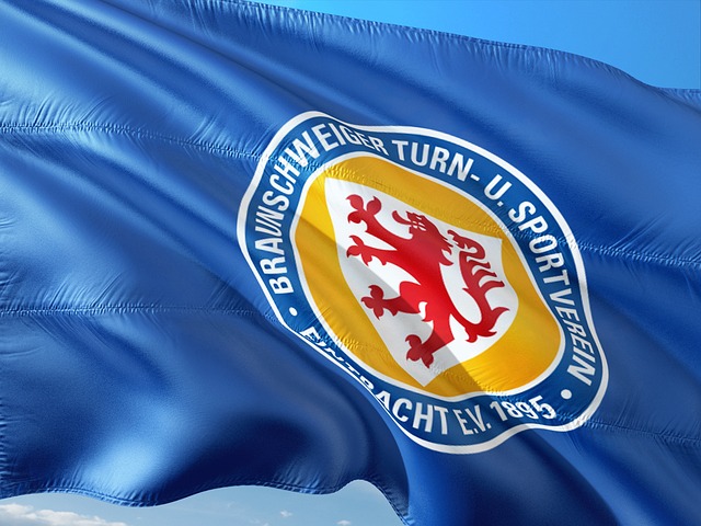 让山里孩子看见无尽的天地（中国道路中国梦·每一个人都是主角）.